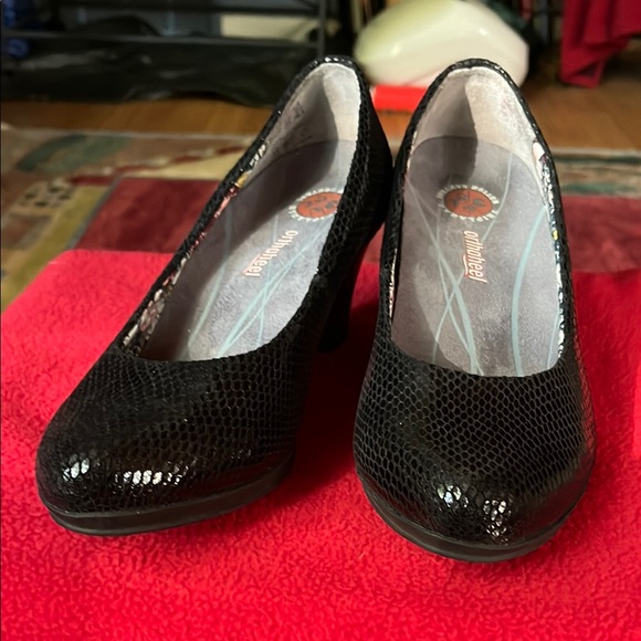Hotter Black Heels - Picture 1 of 7